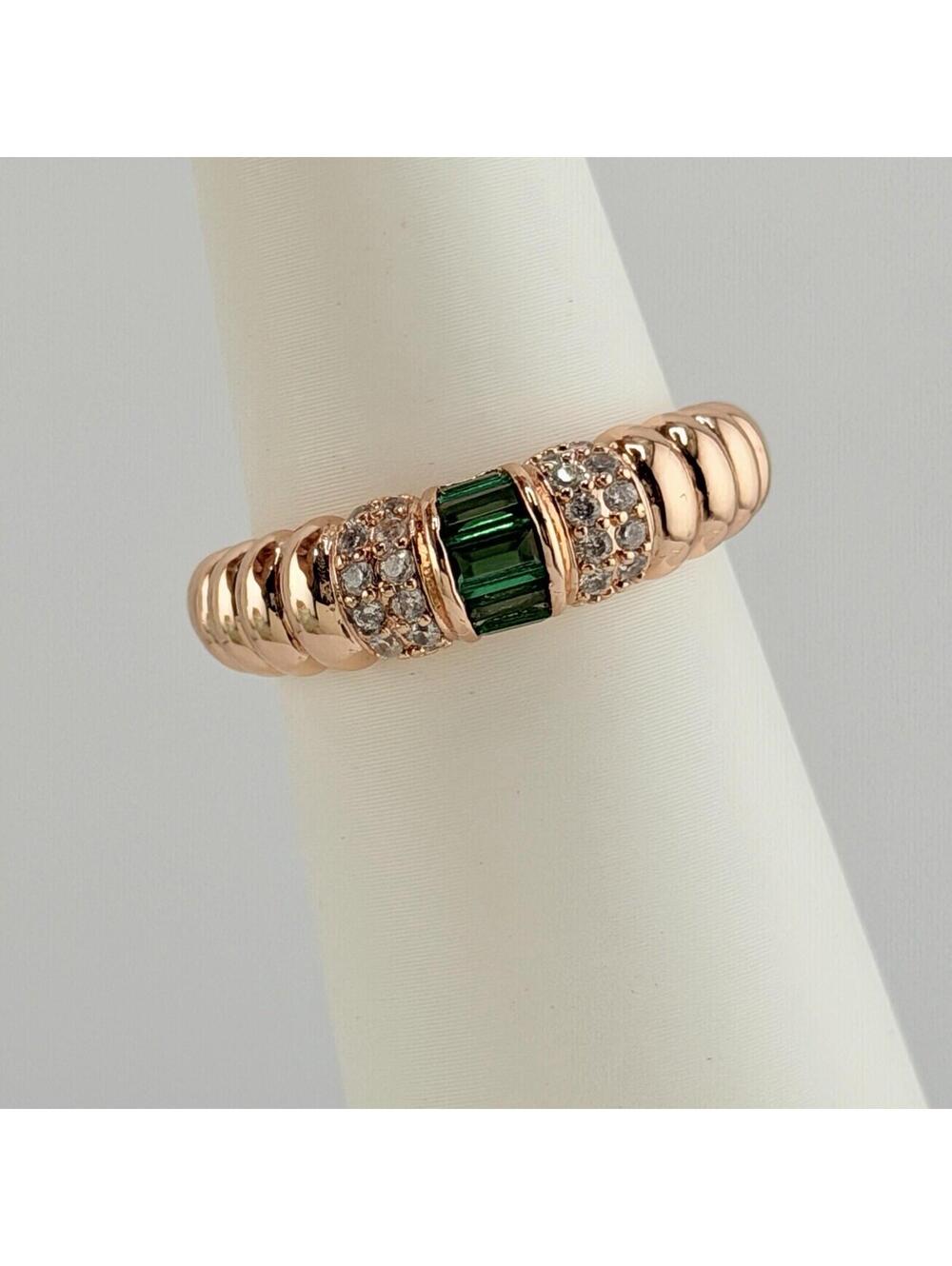 Bomb Party May 1pc Ring Size 10 “Evergreen” Lab Created Emerald on Rose Gold